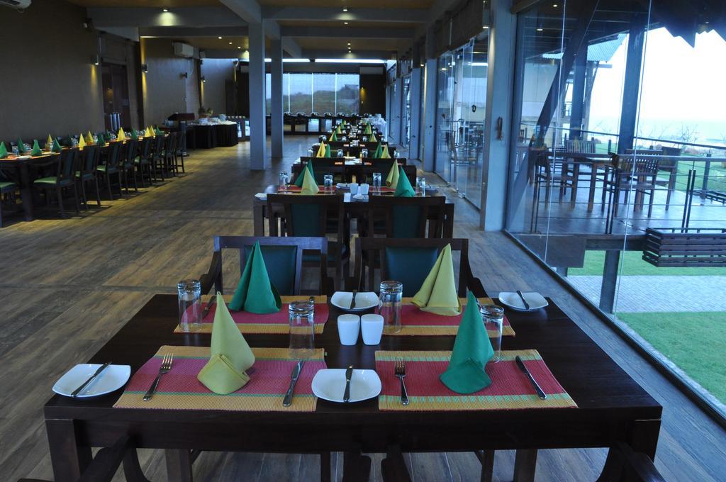 Laya Safari Resorts&Spa Yala Bagian luar foto