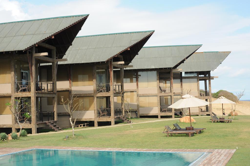 Laya Safari Resorts&Spa Yala Bagian luar foto